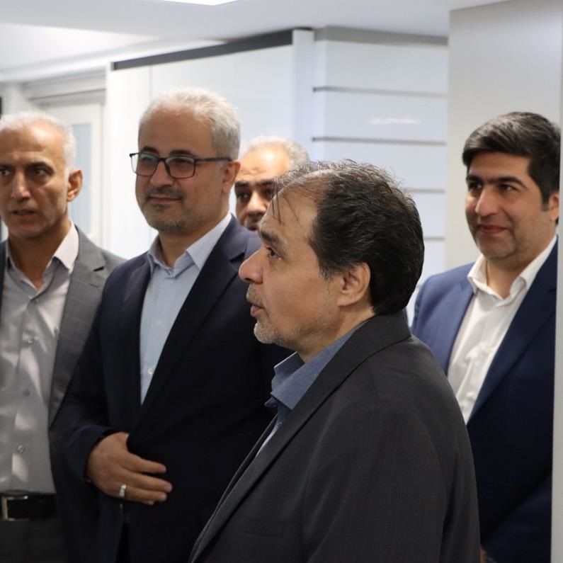 دیدار نوروزی مدیر عامل بیمه دی با همکاران