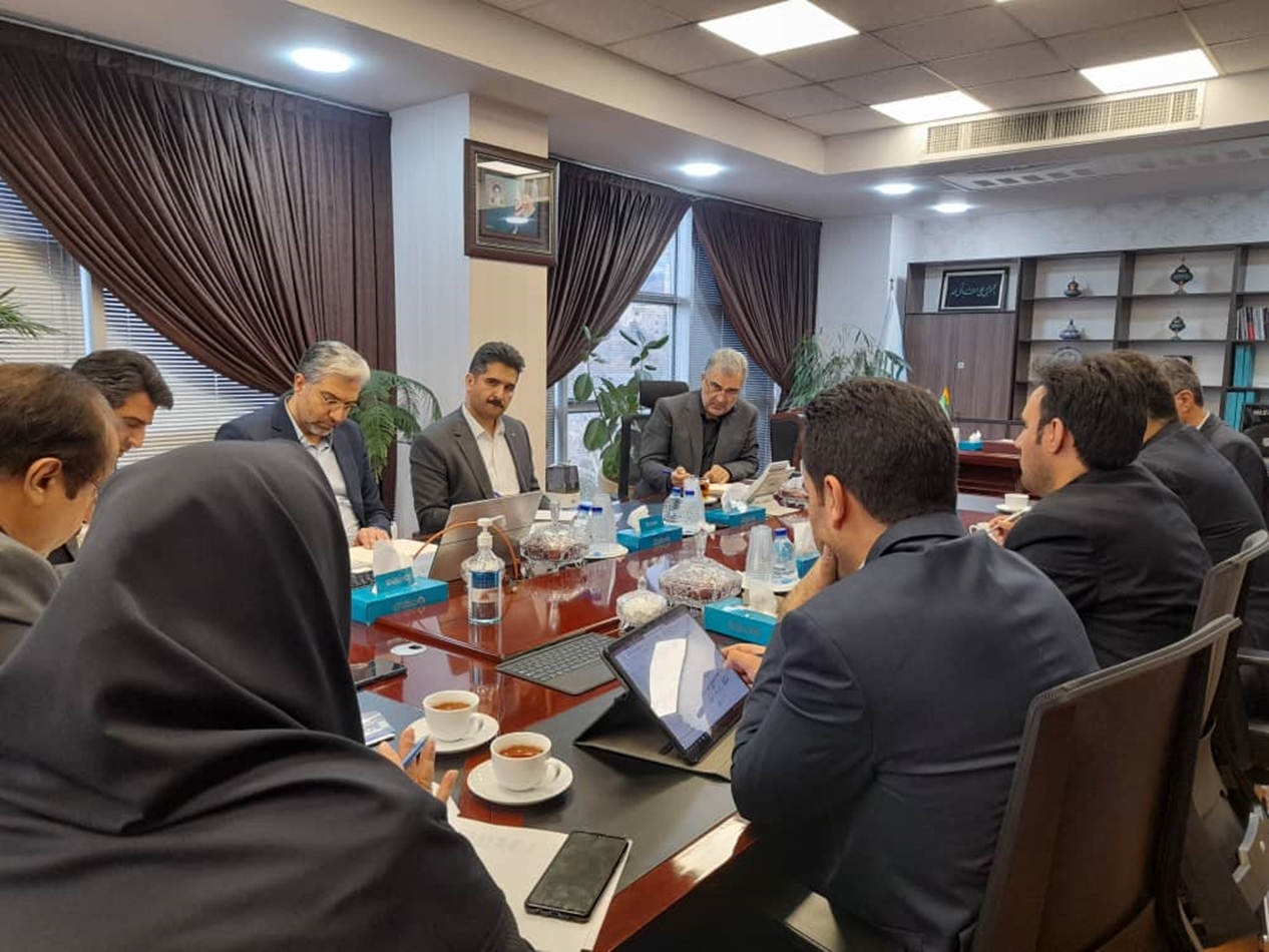 تأکید سرپرست بانک دی بر پیگیری و رفع تعهدات ارزی در بانک دی تأکید سرپرست بانک دی بر پیگیری و رفع تعهدات ارزی در بانک دی