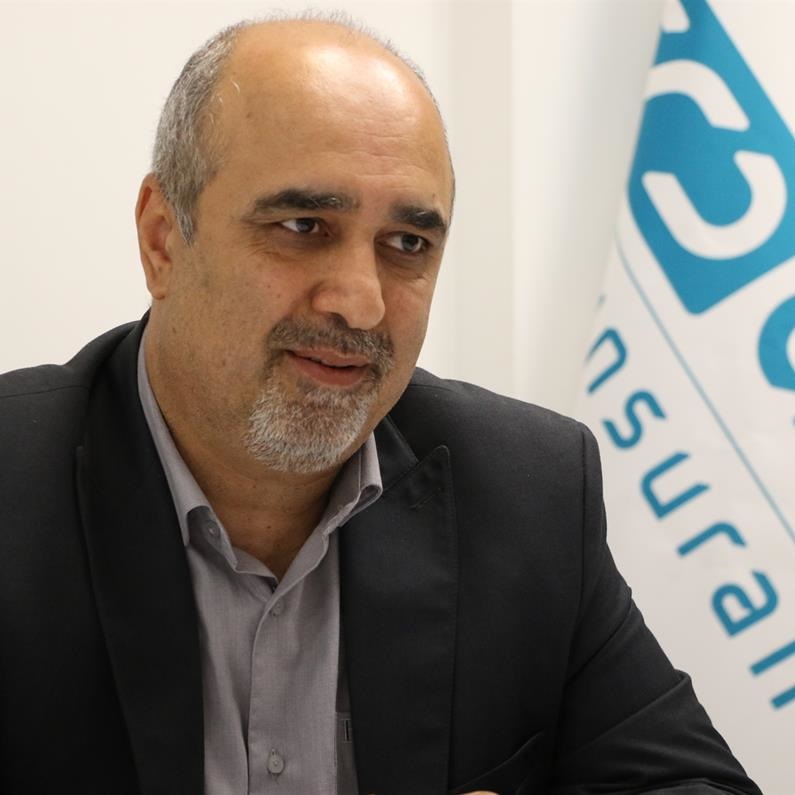 بهره برداری از سامانه رضایت سنجی بیمه گذاران شرکت بیمه دی