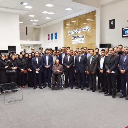 حضور مدیر عامل بیمه دی در آیین گشایش ساختمان جدید شعبه اصفهان
