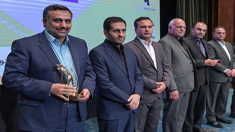 کسب رتبه نخست نرم‌افزار‌های پرداخت کشور توسط *پی پاد*، پدیده‌ای نوظهور