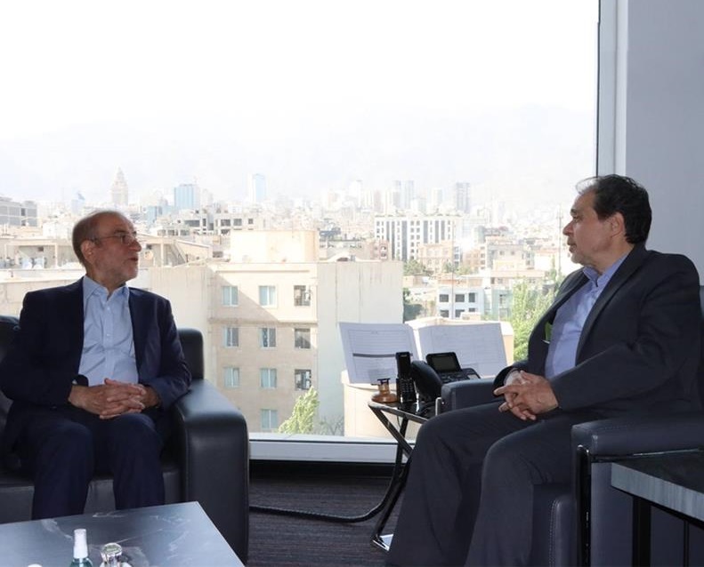 دیدار مدیر عامل بیمه دی با نمایندهی مردم نهاوند دیدار مدیر عامل بیمه دی با نمایندهی مردم نهاوند