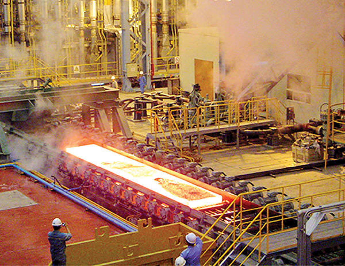 رشد ۱۴۳ درصدی تولید محصولات فولادی در گروه ملی صنعتی فولاد ایران