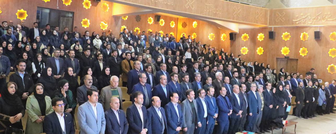 ایجاد توازن‌ و تناسب میان رشد صنایع و توسعه‌ی ضریب نفوذ بیمه، از طریق فرهنگ‌سازی و توسعه‌ی فروش بیمه‌های زندگی، امکان‌پذیر خواهد بود