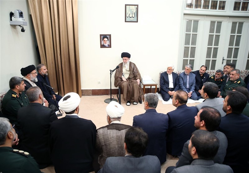 تأکید رهبری بر ایستادگی مقابل جنگ روانی دشمن