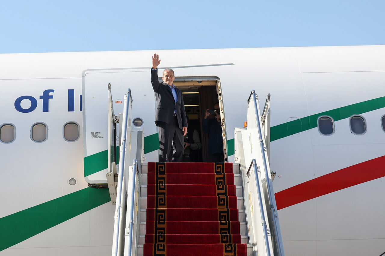 رئیس‌ جمهور عازم نیویورک شد