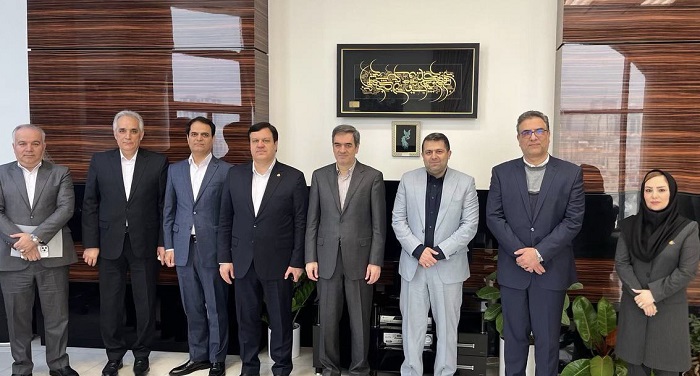 تأکید بر تقویت تعاملات در نشست مدیر عامل بانک ملت و رییس کل بیمه مرکزی