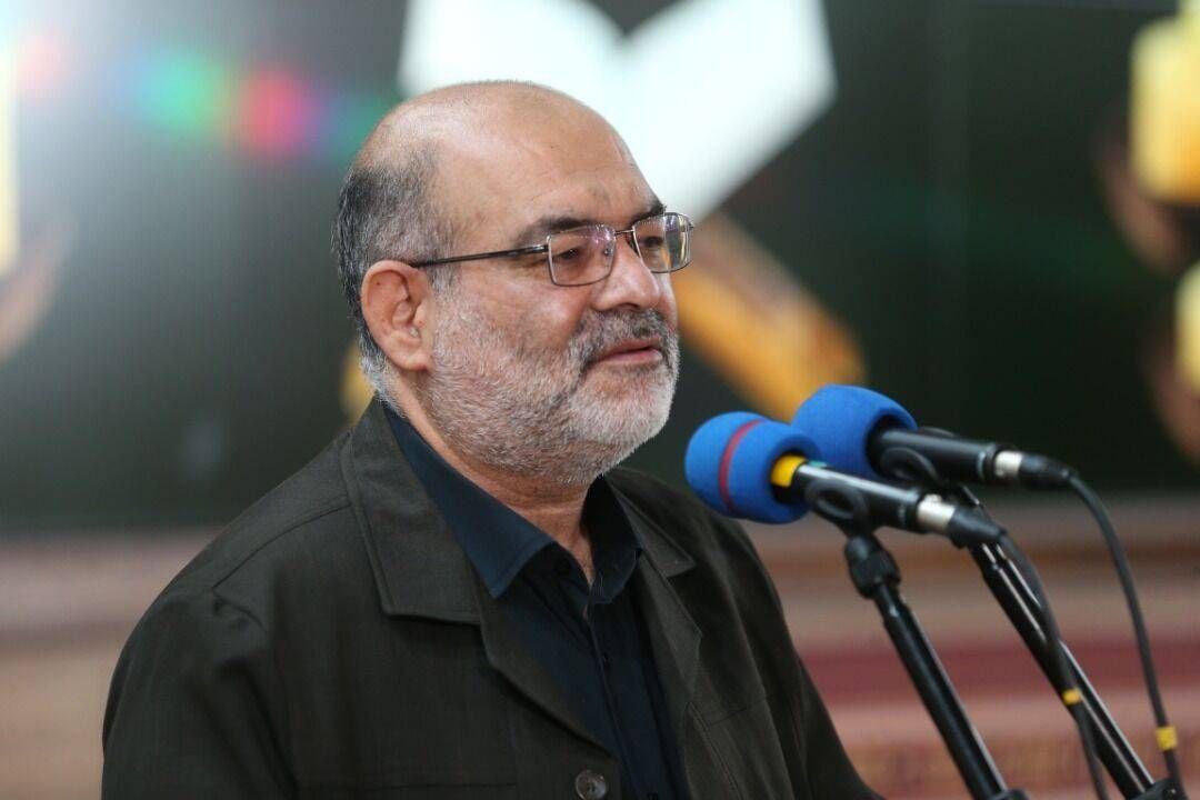 نویسنده و تهیه‌کننده‌ ای که در رادیو خلاق بود